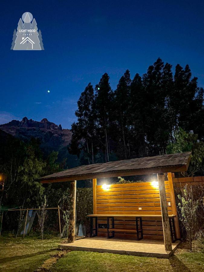 Light Wood Hotel Calca Exterior foto